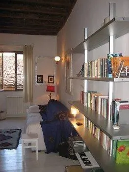 Portico D'Ottavia Luxury & Home Philosophy Rome Apartment